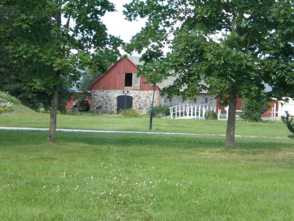 Sassi Talu Horsefarm Hotel Parnumaa Kültér fotó